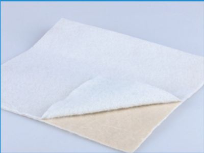 點擊查看詳細(xì)信息<br>標(biāo)題：復(fù)合土工膜 閱讀次數(shù)：4655