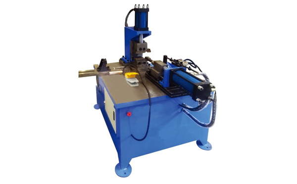 臥式?jīng)_弧機