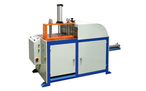 半自動(dòng)鋁型材切割機(jī)(610型)